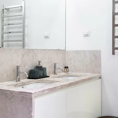 Apartment Altido Bright And Elegant 1br With Workspace And Huge Terrace In Pena, Close By Viewpoint