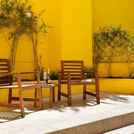 Altido Bright And Elegant 1br With Workspace And Huge Terrace In Pena, Close By Viewpoint Lisbon