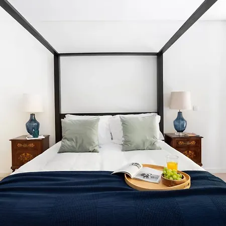 Apartment Altido Bright And Elegant 1br With Workspace And Huge Terrace In Pena, Close By Viewpoint Lisbon