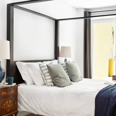 Altido Bright And Elegant 1br With Workspace And Huge Terrace In Pena, Close By Viewpoint